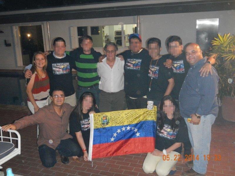 EF4D participants and program representatives with the Venezuelan flag
